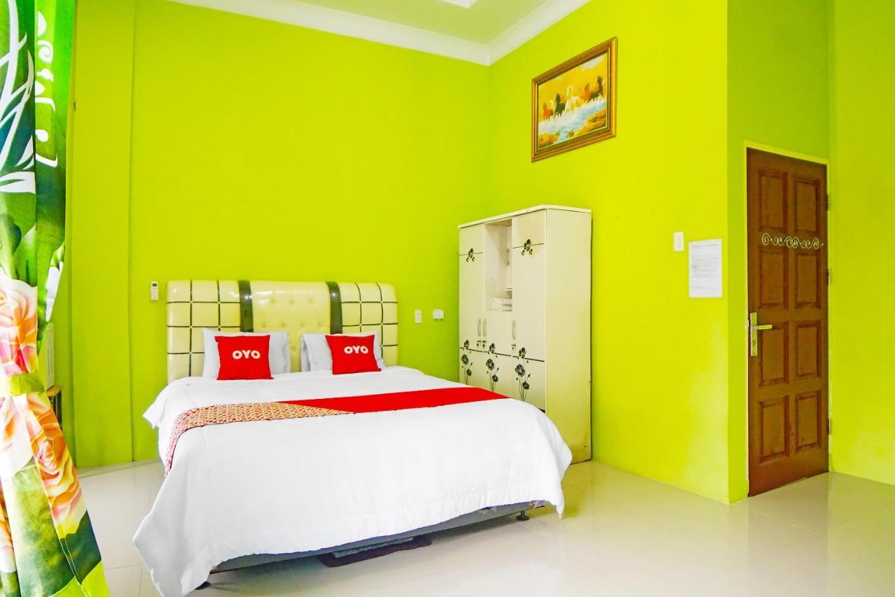 Oyo 91435 Berliany Home 2 Medan Exterior foto